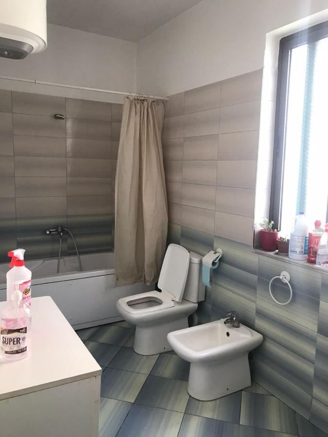 Privatunterkunft - Vatra E Lagjes By Payman Club Tirana